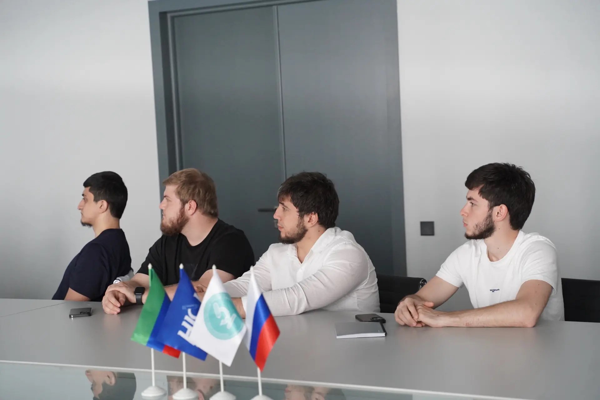 Имплантология для начинающих: студенты-стоматологи получили базовые знания на лекции в НКЦ имени Башларова