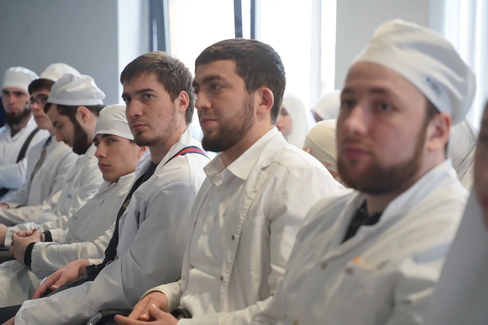 Конференция „Вирус и человек: возможности симбиоза“ прошла в НКЦ имени Башларова